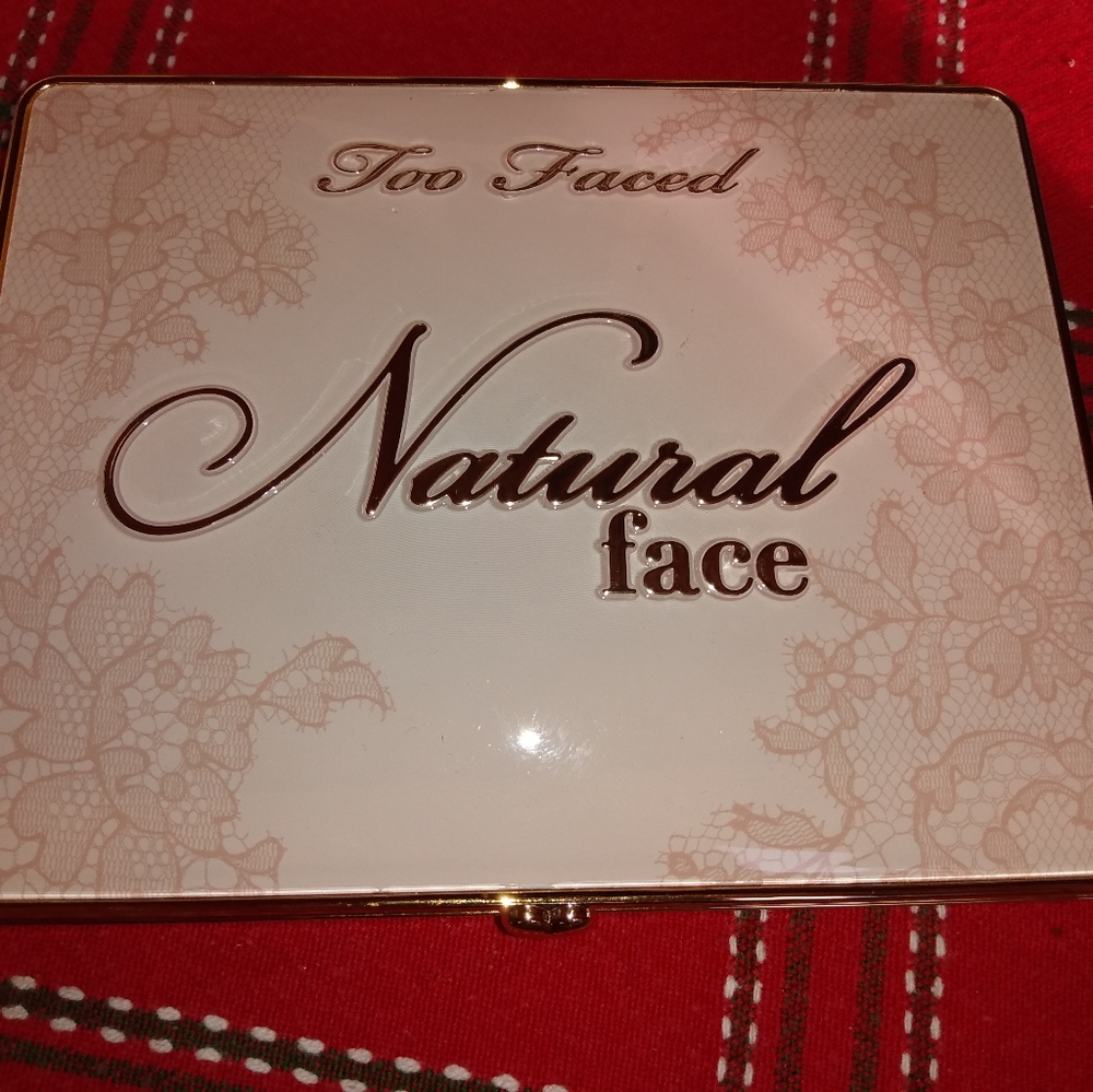 Too Faced Natural Face palette